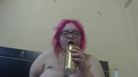 Snapshot of aneris17 chatting on 11/13/25, 05:01 Aneris online show from 11/13/25, 05:01