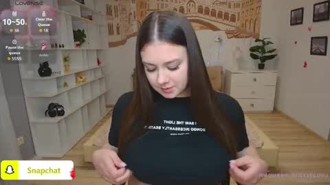 Aneta online show from 04/30/26, 07:36