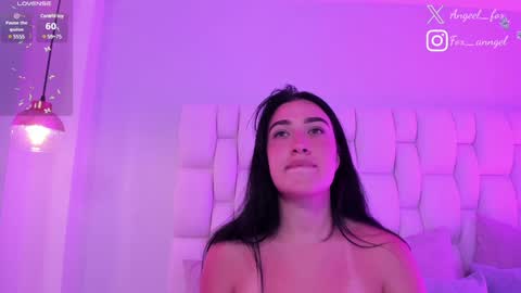 Snapshot of angeel_fox chatting on 12/17/24, 06:35 Angel online show from 12/17/24, 06:35