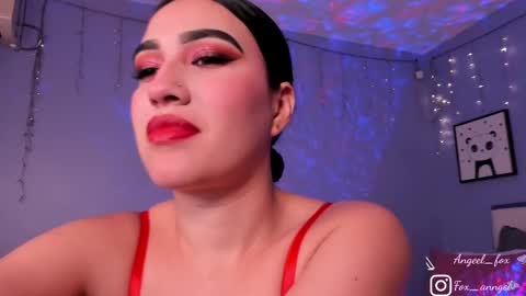 Snapshot of angeel_fox chatting on 02/12/25, 03:18 Angel online show from 02/12/25, 03:18