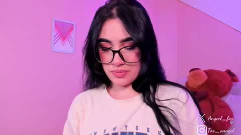 Angel  online show from 01/07/26, 02:36