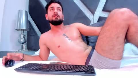 Angel  online show from 05/25/26, 02:01