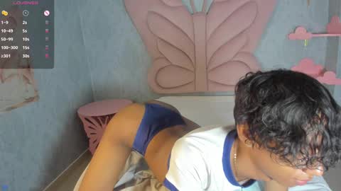 Snapshot of angel__sweet18 chatting on 03/12/25, 05:24 online show from 03/12/25, 05:24