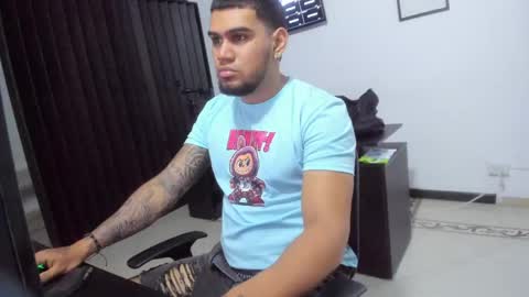 Snapshot of angel__tattoo chatting on 04/27/26, 10:41 angel__tattoo online show from 04/27/26, 10:41