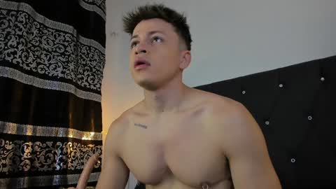 Snapshot of angel_cuervo chatting on 01/29/25, 12:35 Angel Cuervo online show from 01/29/25, 12:35