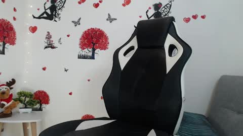 Angel Curl online show from 02/18/25, 01:55