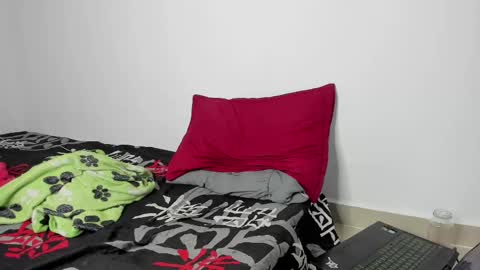 Snapshot of angel_damons_ chatting on 02/09/25, 05:43 Angel Damons online show from 02/09/25, 05:43