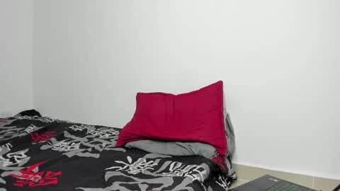 Snapshot of angel_damons_ chatting on 02/22/25, 05:24 Angel Damons online show from 02/22/25, 05:24