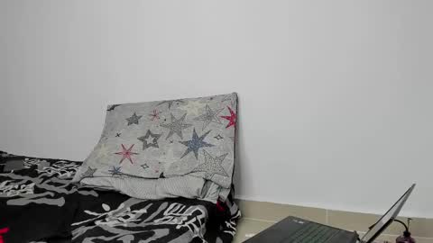 Snapshot of angel_damons_ chatting on 02/24/25, 07:52 Angel Damons online show from 02/24/25, 07:52