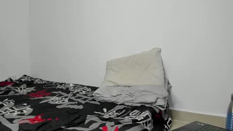 Snapshot of angel_damons_ chatting on 02/27/25, 06:53 Angel Damons online show from 02/27/25, 06:53