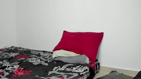 Snapshot of angel_damons_ chatting on 03/01/25, 07:15 Angel Damons online show from 03/01/25, 07:15