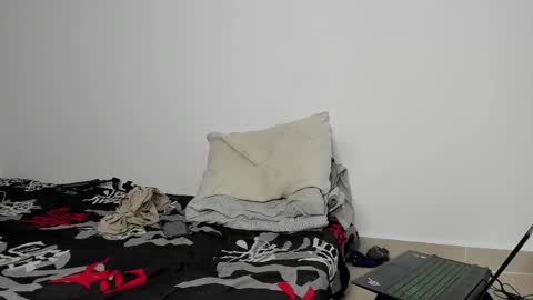 Snapshot of angel_damons_ chatting on 03/03/25, 04:03 Angel Damons online show from 03/03/25, 04:03