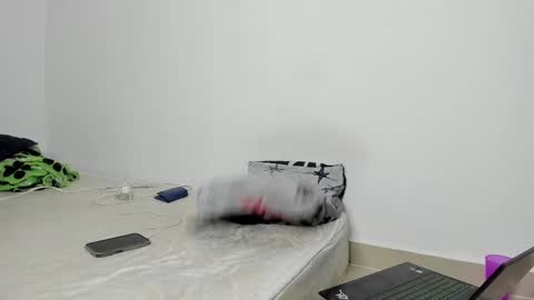 Snapshot of angel_damons_ chatting on 03/09/25, 07:48 Angel Damons online show from 03/09/25, 07:48