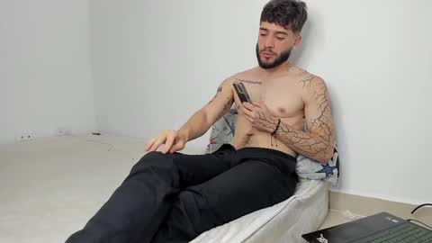 Snapshot of angel_damons_ chatting on 03/11/25, 02:07 Angel Damons online show from 03/11/25, 02:07