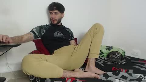 Snapshot of angel_damons_ chatting on 10/18/25, 03:57 Angel Damons online show from 10/18/25, 03:57