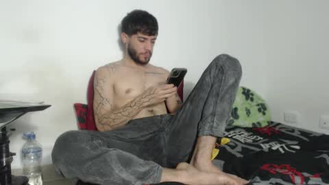 Snapshot of angel_damons_ chatting on 10/26/25, 10:32 Angel Damons online show from 10/26/25, 10:32