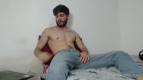 Snapshot of angel_damons_ chatting on 12/01/25, 09:31 Angel Damons online show from 12/01/25, 09:31