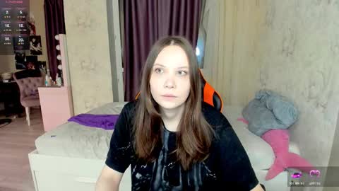 Snapshot of angel_doll585 chatting on 10/30/25, 12:12 Fallen Angel online show from 10/30/25, 12:12