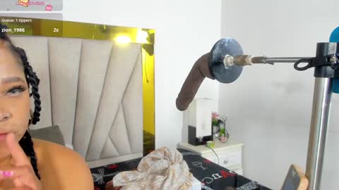 Snapshot of angel_dthroat chatting on 01/05/25, 03:13 ANGHEL online show from 01/05/25, 03:13