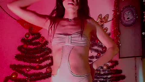 Snapshot of angel_dust9 chatting on 12/22/24, 04:39 Angel dust9 online show from 12/22/24, 04:39