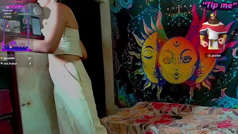 Snapshot of angel_dust9 chatting on 02/02/25, 05:21 Angel dust9 online show from 02/02/25, 05:21