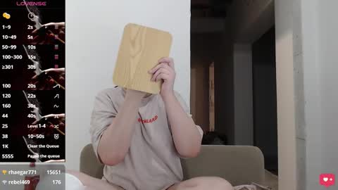 Angel online show from 11/04/25, 04:28