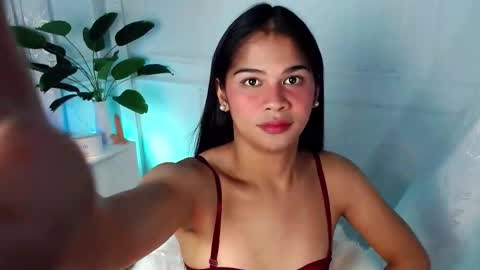 Snapshot of angel_indiguise chatting on 01/22/25, 06:10 angela online show from 01/22/25, 06:10