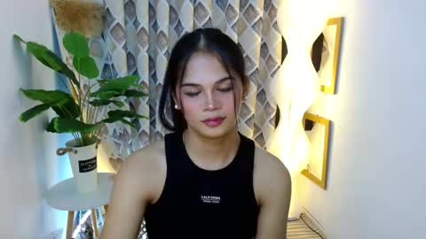 Snapshot of angel_indiguise chatting on 02/20/25, 01:46 angela online show from 02/20/25, 01:46