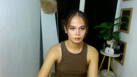 Snapshot of angel_indiguise chatting on 10/11/25, 02:55 angela online show from 10/11/25, 02:55