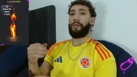 angel_kyrozz online show from 12/23/25, 02:09