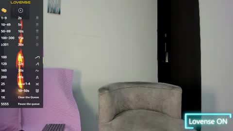 Snapshot of angel_kyrozz chatting on 06/17/26, 07:04 angel_kyrozz online show from 06/17/26, 07:04