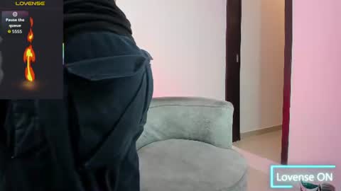Snapshot of angel_kyrozz chatting on 06/24/26, 07:02 angel_kyrozz online show from 06/24/26, 07:02