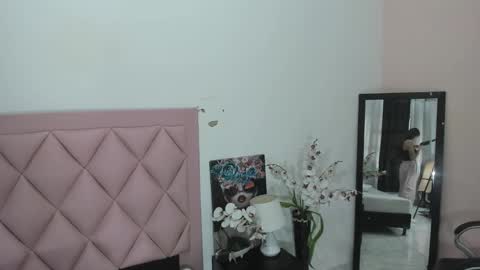 Angel  online show from 12/20/24, 07:28