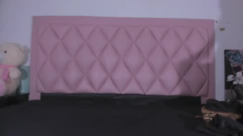 Angel  online show from 01/11/25, 05:52