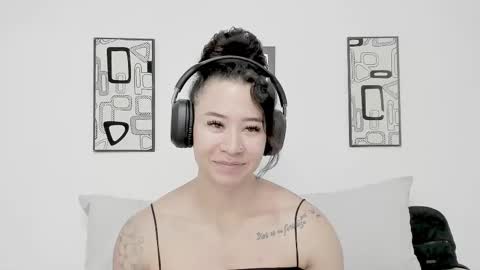 Angel online show from 02/01/26, 04:38