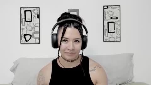 Angel online show from 02/04/26, 06:36