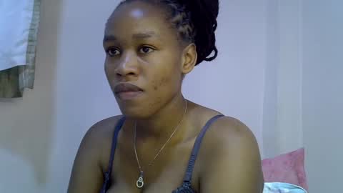 Snapshot of angel_mia5 chatting on 07/28/26, 02:13 angel_mia5 online show from 07/28/26, 02:13