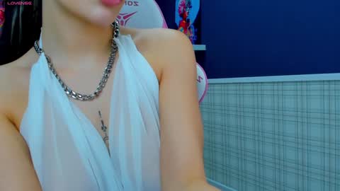 Snapshot of angel_sapphire_ chatting on 12/06/24, 02:28 Angel My schedule GTM2 Mon Tue Wen Thu Fri 0900am-0400pm online show from 12/06/24, 02:28