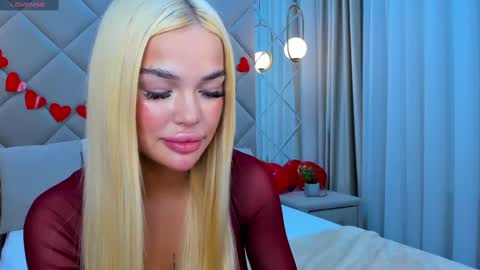 Snapshot of angel_sapphire_ chatting on 02/26/25, 12:47 Angel My schedule GTM2 Mon Tue Wen Thu Fri 0900am-0400pm online show from 02/26/25, 12:47