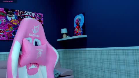 Snapshot of angel_sapphire_ chatting on 03/09/25, 04:00 Angel My schedule GTM2 Mon Tue Wen Thu Fri 0900am-0400pm online show from 03/09/25, 04:00