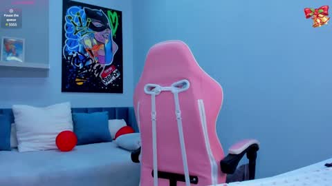 Snapshot of angel_sapphire_ chatting on 03/11/25, 11:23 Angel My schedule GTM2 Mon Tue Wen Thu Fri 0900am-0400pm online show from 03/11/25, 11:23