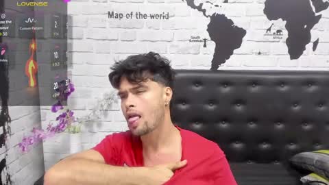 angel_schiavone online show from 09/19/25, 06:08