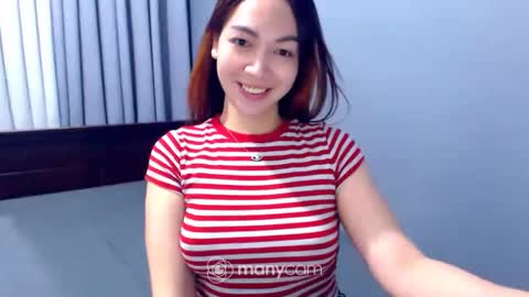 Snapshot of angel_shooter chatting on 12/18/25, 07:09 angel_shooter online show from 12/18/25, 07:09