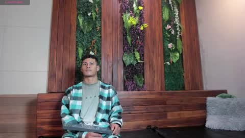 Angel  online show from 04/07/26, 11:32