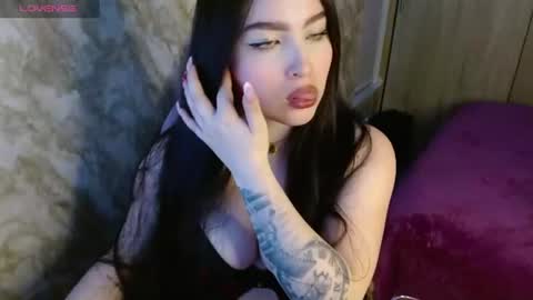Snapshot of angel_sweet_v chatting on 07/26/26, 01:25 Sweet Angel online show from 07/26/26, 01:25