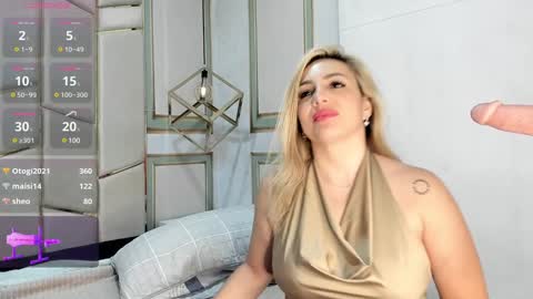 Snapshot of angel_vibes_ chatting on 01/23/25, 01:51 Angel online show from 01/23/25, 01:51