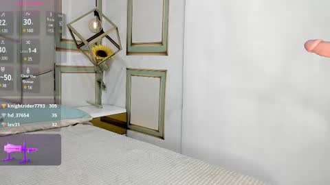 Snapshot of angel_vibes_ chatting on 02/09/25, 01:14 Angel online show from 02/09/25, 01:14