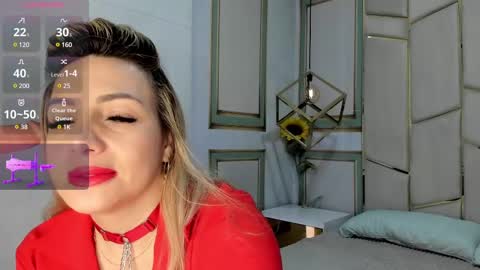 Snapshot of angel_vibes_ chatting on 03/11/25, 06:19 Angel online show from 03/11/25, 06:19