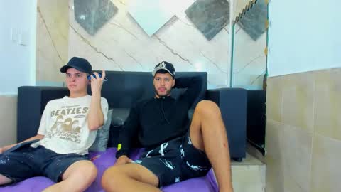 Snapshot of angel_villareal_ chatting on 03/03/26, 05:02 angel_villareal_ online show from 03/03/26, 05:02