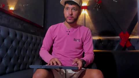 angel_villareal_ online show from 03/13/26, 05:47